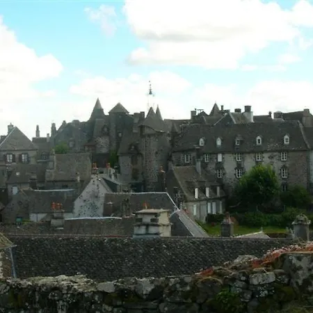 Chez Manon Et Pierre *